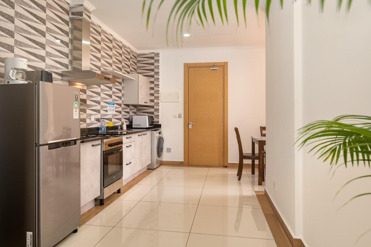 Royale Suites By Arc Royal Luxury Apts Анс Роял Екстериор снимка